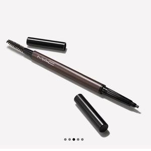 MAC NWT eyebrow styler in spiked